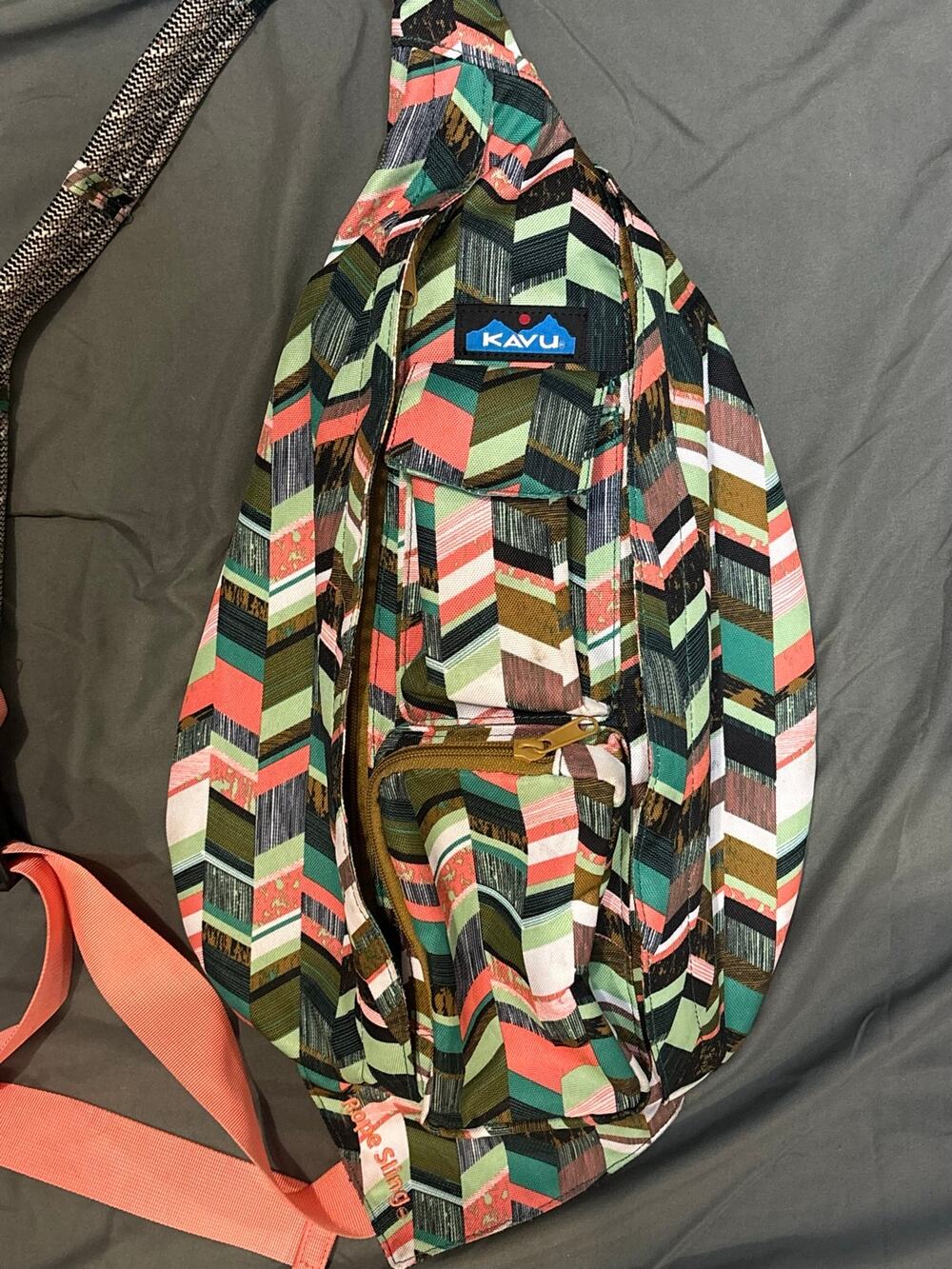 KAVU Rope Sling Bag Crossbody Backpack Colorful Geometric Print Boho Outdoor